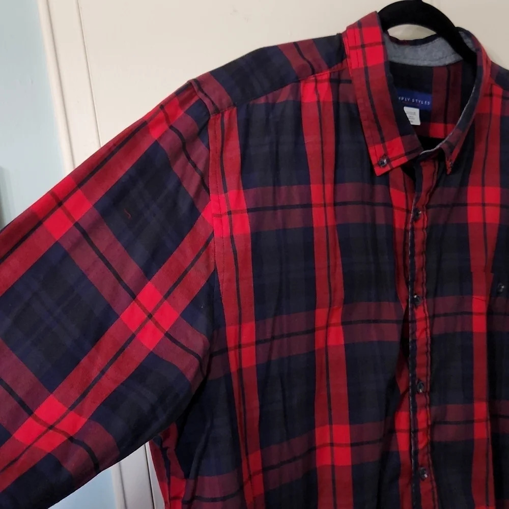 Men’s Simply Styled Red and Navy Plaid Button-Up Shirt - Picture 6 of 11